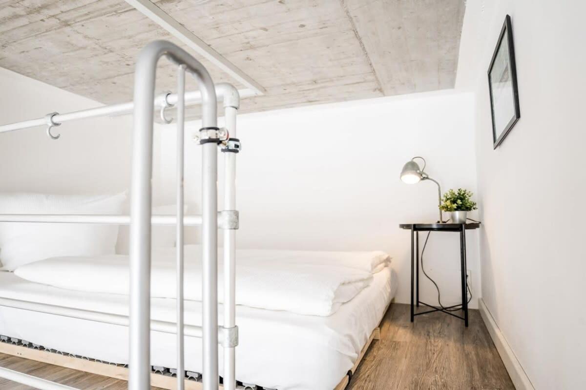 Апартаменты Industrial Loft In Berlin Mitte Экстерьер фото